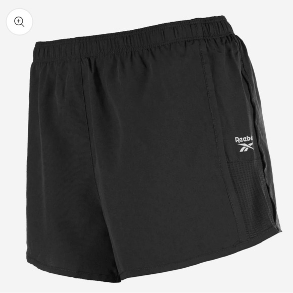 Reebok women’s Run With It shorts nwt 009 - Picture 1 of 4